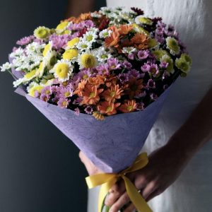 Букет из 19 хризантем — Букет полевых цветов