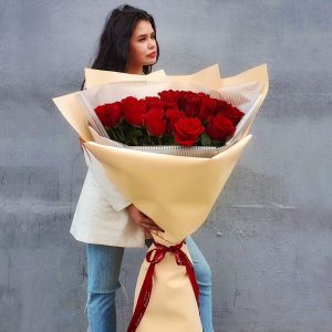 Букет из 25 роз 100 см — 25 длинных роз