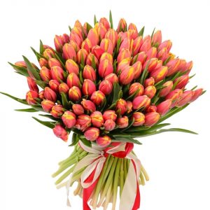 Букет из яркого 101 тюльпана — Букеты цветов