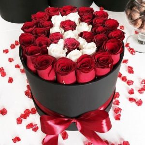 51 роза с датой в коробке — Красные розы для любимой