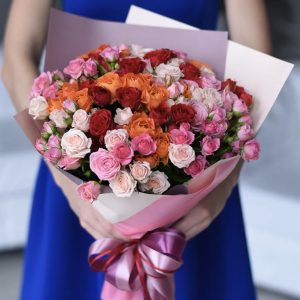51 кустовая роза микс — Букеты цветов