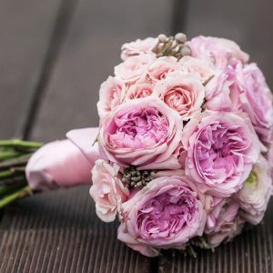 Букет невесты из английских роз — Свадебные букеты