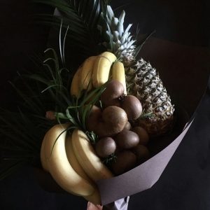 Фруктовый букет «Тропический ливень» — Букеты из бананов