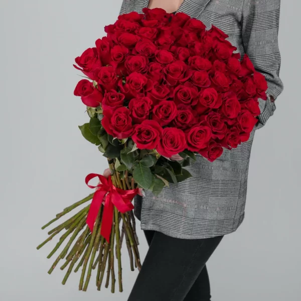 Букет из 35 красных роз (70 см)