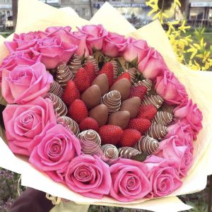 Букет из клубники в шоколаде «Кинг» — Букеты цветов