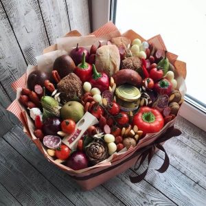 Колбасная композиция «Бухарест» — Вкусные подарочные наборы