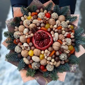 Новогодний букет из орехов — Орехи и сухофрукты