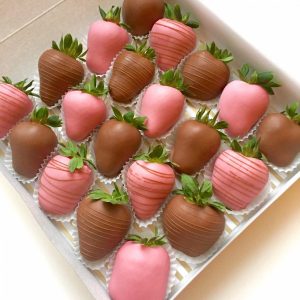 Набор клубники в шоколаде «Пинки» — Наборы конфет