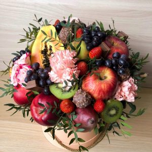 Съедобный букет «Монтана» — Букеты из фруктов и сладостей