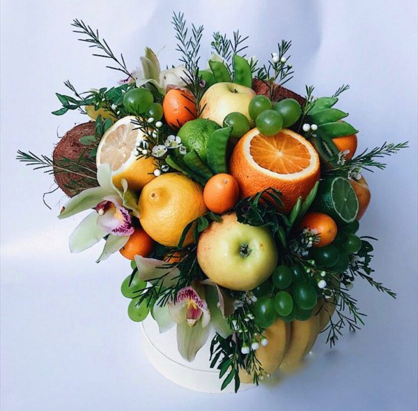 Коробка с фруктами «Милан» — Букеты из апельсинов
