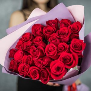 Букет из 25 красных роз Премиум