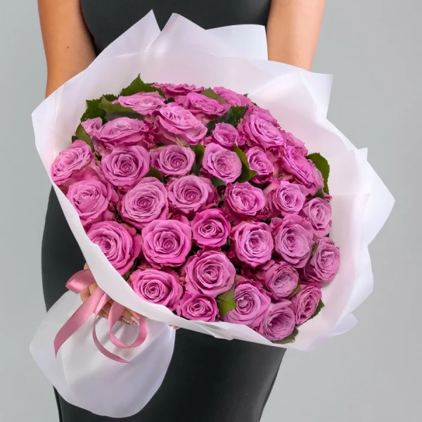 Букет 35 фиолетовых роз (40 см.)