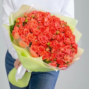 35 кустовых коралловых роз (40 см.) — Розы