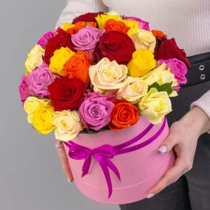 35 роз микс (40 см.) в коробке — Букеты цветов