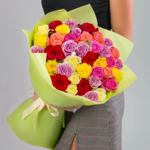 Букет 35 роз микс (60 см.) — Розы