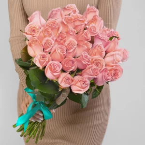 Букет из 35 розовых роз (40 см.) — Розы