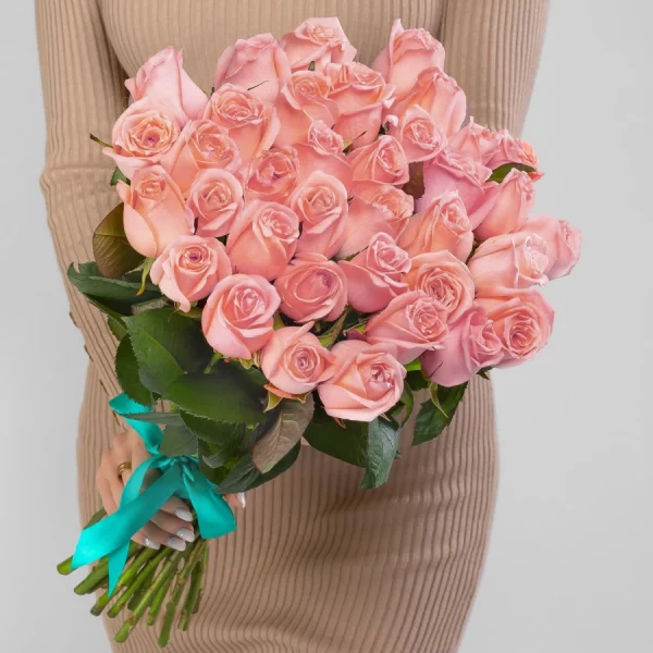 Букет из 35 розовых роз (40 см.)