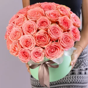 39 розовых роз в шляпной коробке — 39 роз