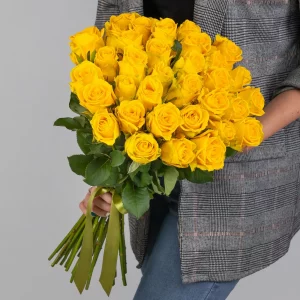 Букет из 35 желтых роз (50 см.) — Розы