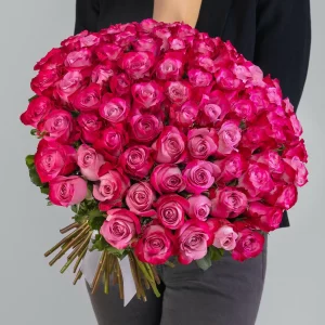 Букет из 75 роз Дип Перпл — Розы