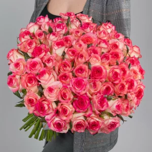 Букет из 75 розово-белых роз 40 см