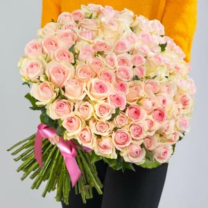 Букет из 75 светло-розовых роз 40 см — Розы