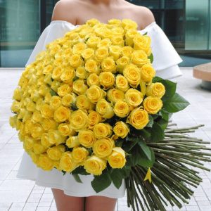 Букет из 101 желтой розы 80 см — Розы