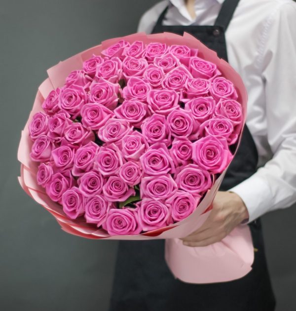 51 розовая роза 70 см