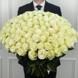 Букет из 151 белой розы 60 см — Букет белых роз доставка