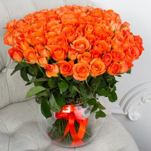 Букет из 101 оранжевой розы 70 см