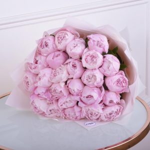 Букет из 25 розовых пионов — Пионы