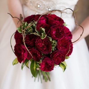 Арт-букет из пионовидных роз — Пионовидные розы для невесты
