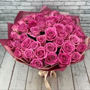 Букет из 51 розовой розы 50 см — Розы