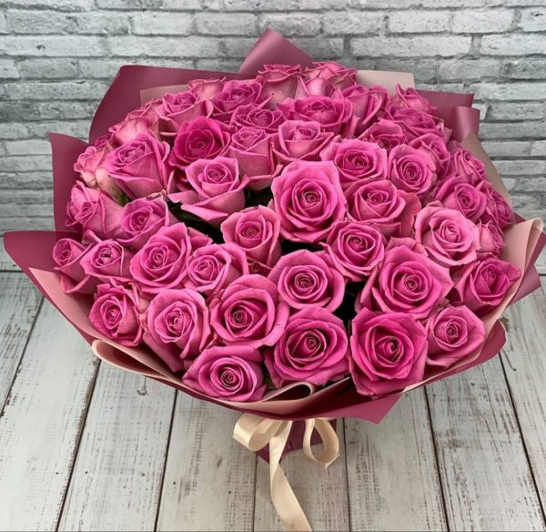 Букет из 51 розовой розы 50 см