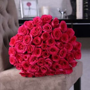 Букет из 51 малиновой розы 50 см — Розы