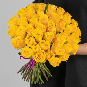 Букет из 51 желтой розы 40 см — 51 роза купить недорого