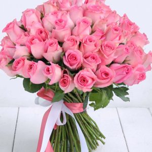 Букет из 75 розовых роз 50 см