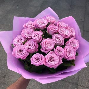 Букет из 15 сиреневых роз 50 см — Букет девочке из роз
