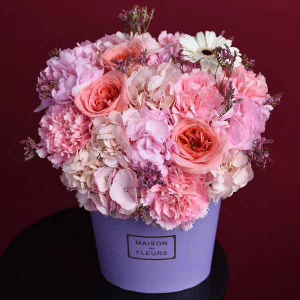 «Лаванда и малина» с пионовидной розой и гортензией в коробке