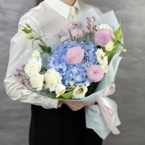 Букет с гортензией Цефей — Букеты цветов