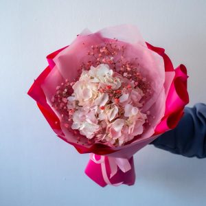 Белая гортензия с гипсофилой — Букеты цветов