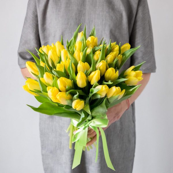 Букет из 35 желтых тюльпанов — Тюльпаны