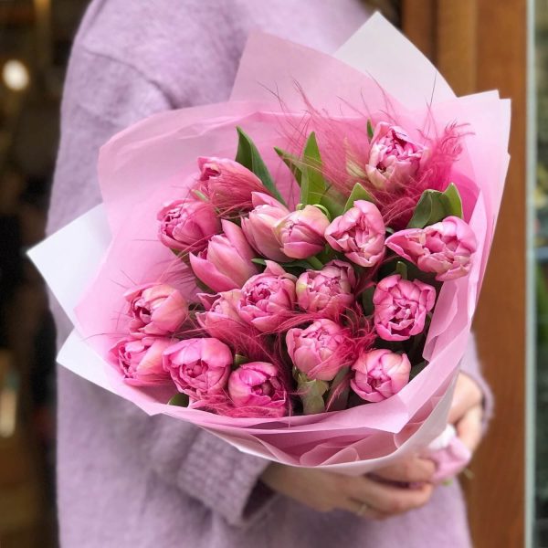 19 розовых пионовидных тюльпанов — Тюльпаны