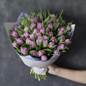 35 сиреневых пионовидных тюльпанов — Пионовидные тюльпаны недорого