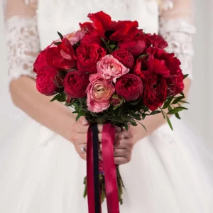Букет невесты с французскими розами — Свадебные букеты