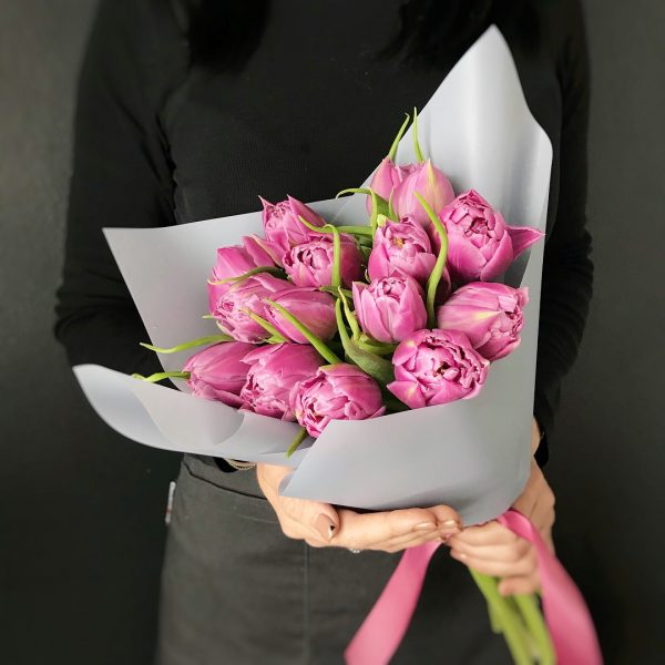 15 розовых пионовидных тюльпанов — Тюльпаны