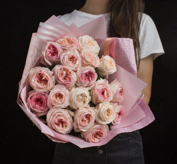 Букет из пионовидных роз Angie Romance — Розы