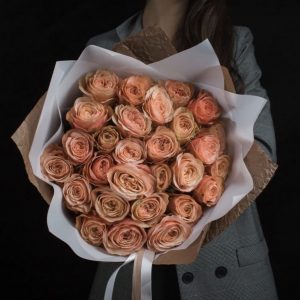 Букет из пионовидных роз Kahala — Доставка роз