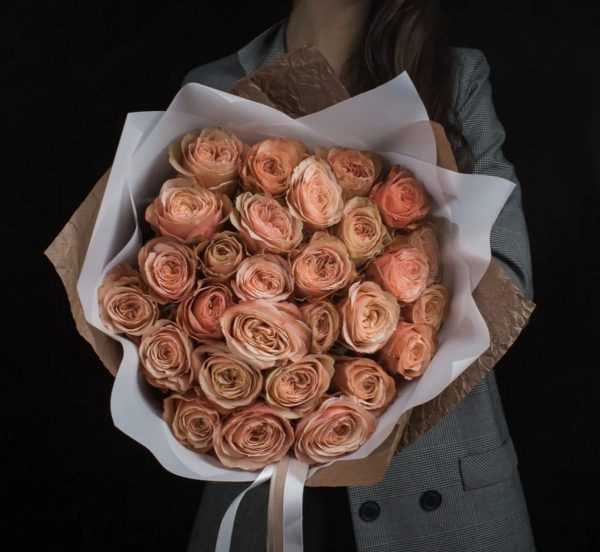 Букет из пионовидных роз Kahala — Розы
