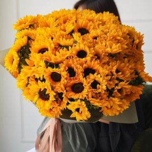 Букет из 101 подсолнуха — Букеты цветов